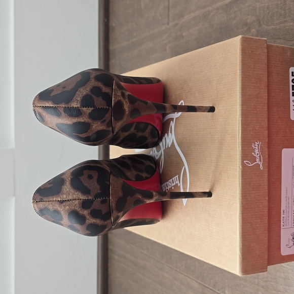 Christian Louboutin Leopard Print Heels Sz 39.5 - Picture 5 of 12